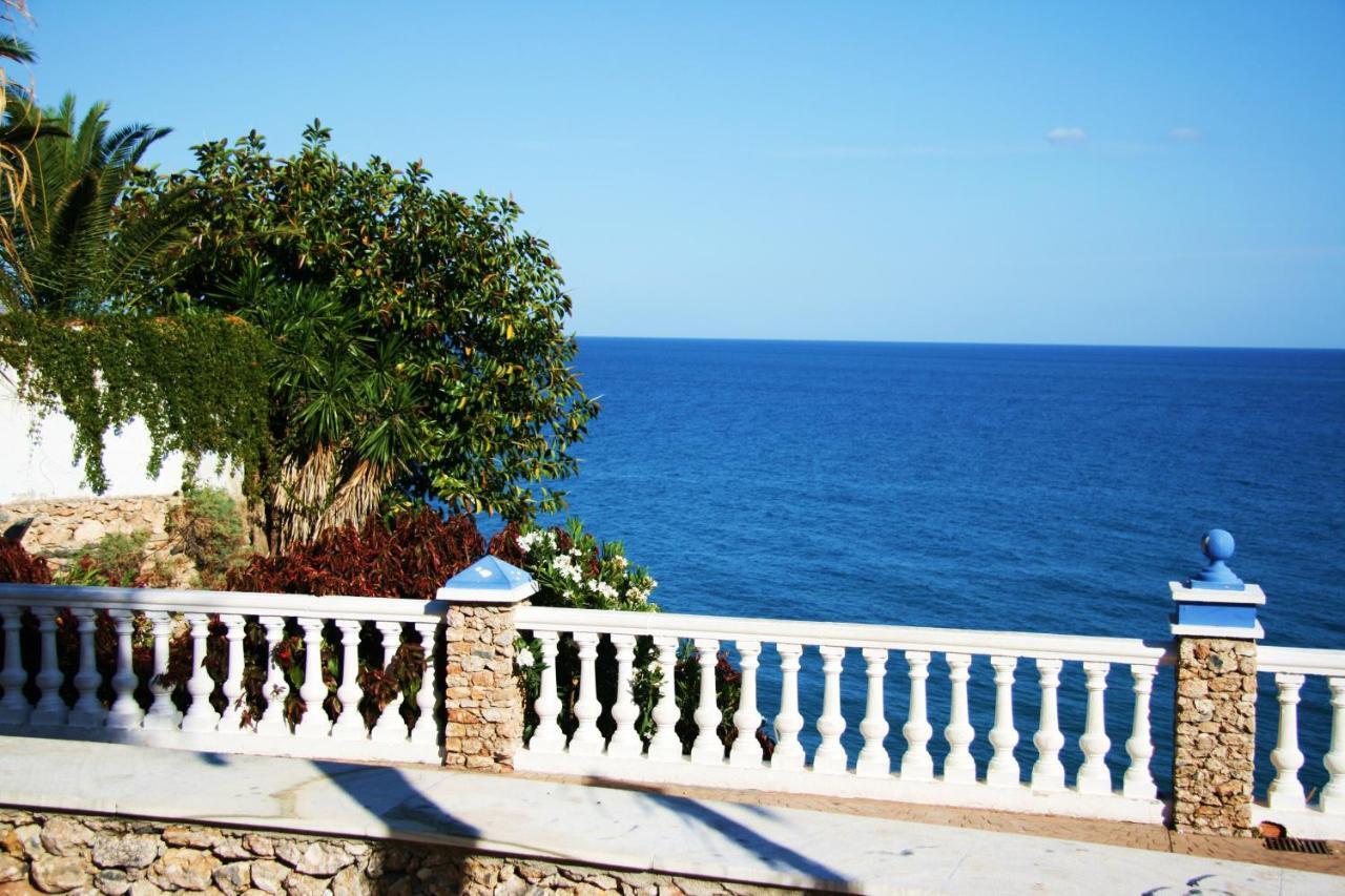 Verdemar Apartment With Sea View And Garden ネルハ エクステリア 写真